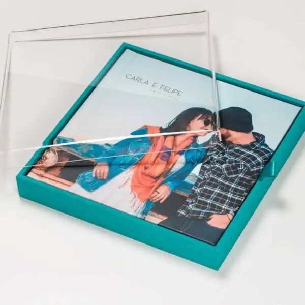 Caixa PResente Acrilica 3 Retrato de casal em quadro personalizado com vidro.