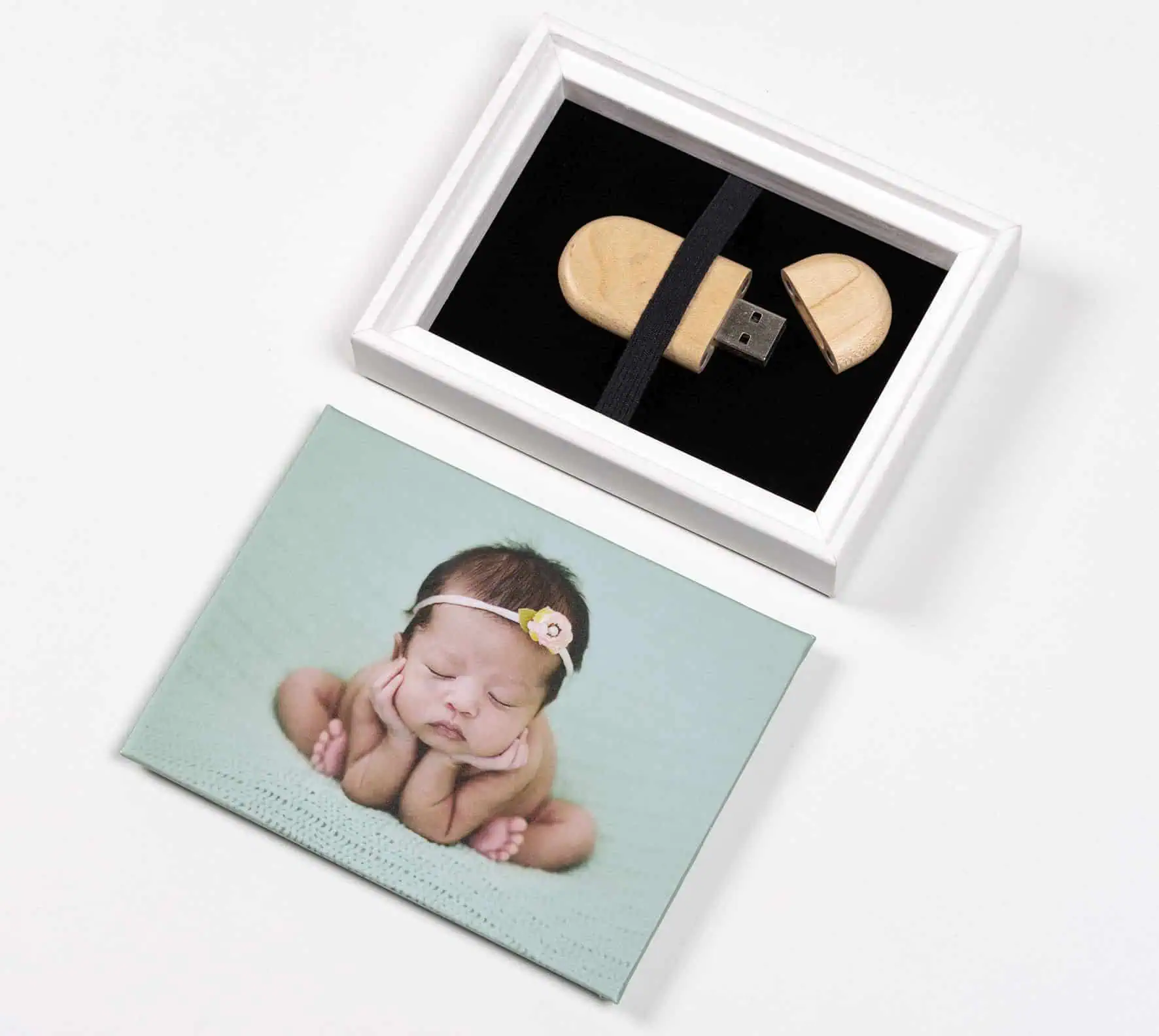 Fotoclub: presente de lembrança com foto personalizada e chaveiro de madeira exclusivo.