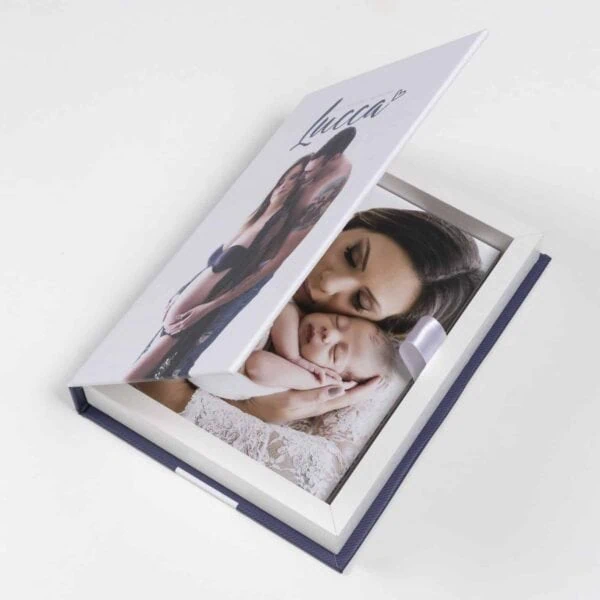 KIT PACK 2 1. Fotografia personalizada de mãe e filho em caixa de acrílico com foto 3D.