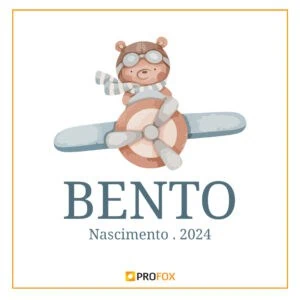 1. Aviador bebê com óculos e bandoia em avião de brinquedo, tema infantil fofo.